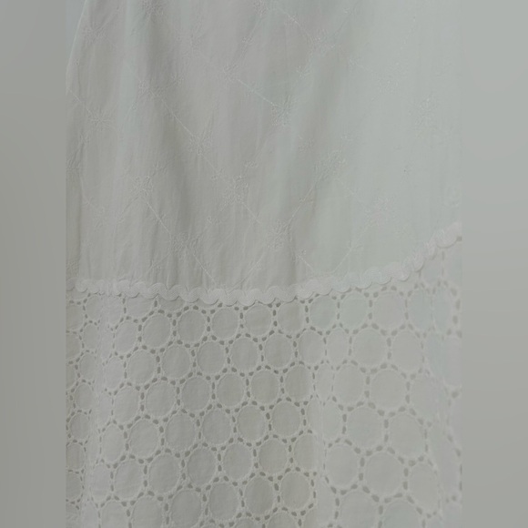 REQUIREMENTS VTG Lace Midi Skirt - Picture 3 of 4